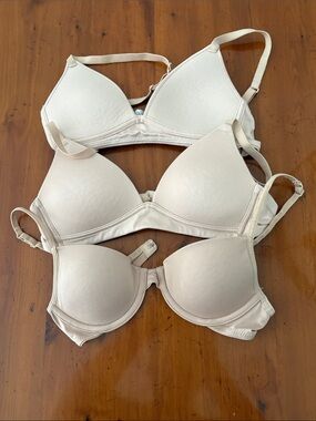 Delta/Hanes Nude T-Shirt Bra Trio - Light Beige  Bundle (Teens/Juniors)